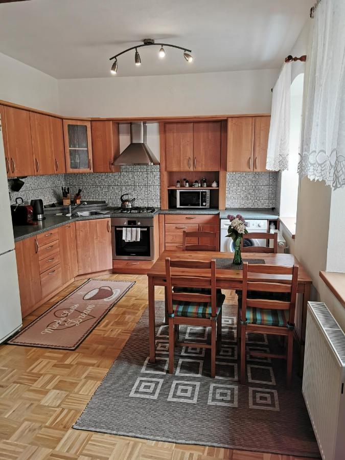 זנוימו Apartman Antoninska מראה חיצוני תמונה